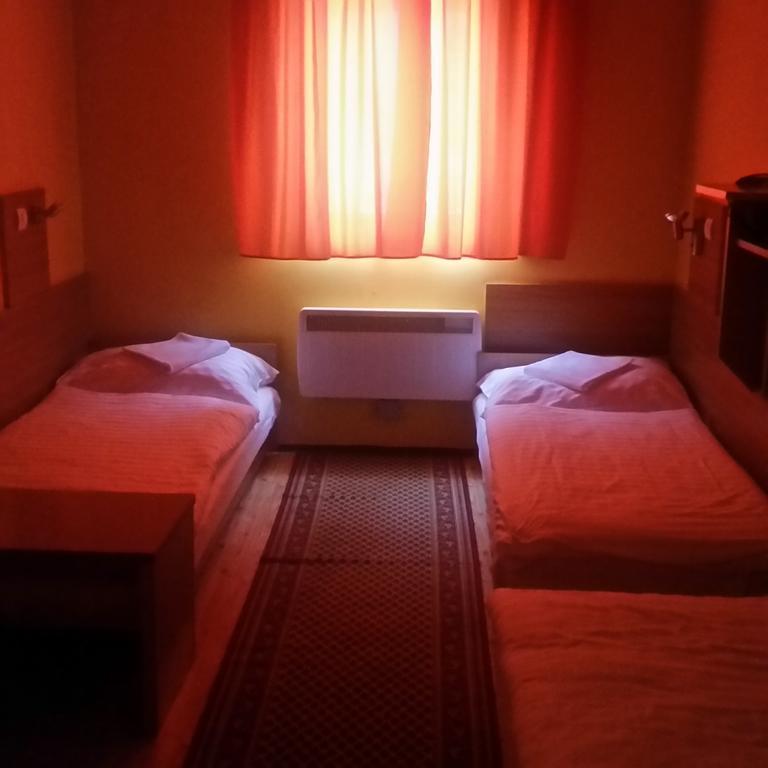 Kis-Duna Motel & Camping Mosonmagyarovar Exterior foto